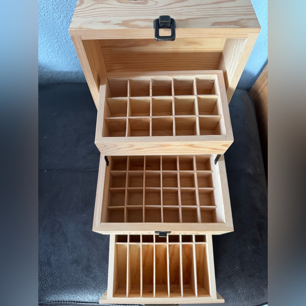doTERRA Natural Wood two tier plus drawer Essential Oil Organizer - Picture 2 of 7